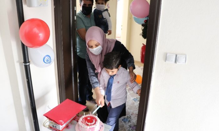 23 Nisan çocuklarına doğum günü sürprizi