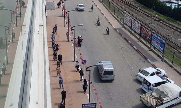 Yunus ekipleri ‘Sosyal Mesafe’ için anons yaparak vatandaşları uyardı