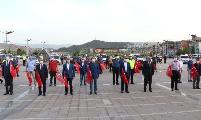 Karabük’te 19 Mayıs 19.19’da İstiklal Marşı okunarak kutlandı