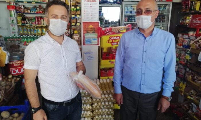 Mahalle muhtarından örnek davranış