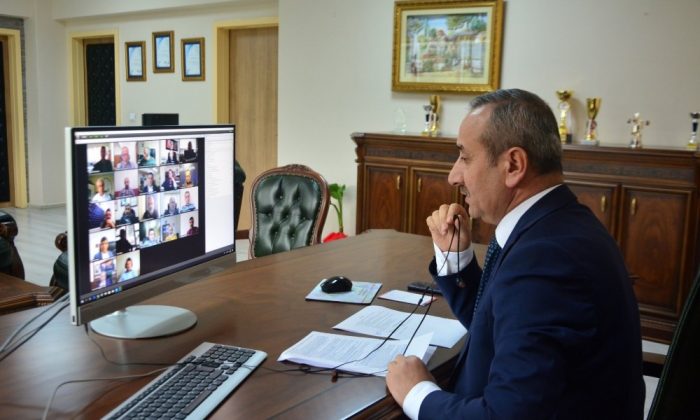 Ortaöğretim müdürleri ile değerlendirme toplantısı yapıldı