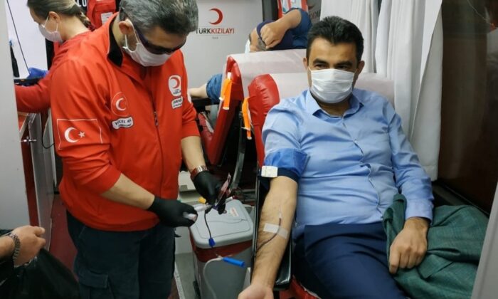 Safranbolu’da öğretmenlerden kan bağışı