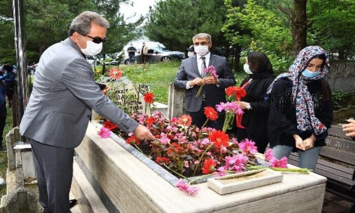 Karabük Şehit Nazif Topsakal mezarı başında anıldı