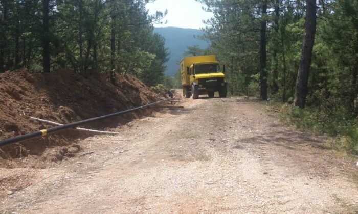 Köylerde altyapı çalışmaları devam ediyor