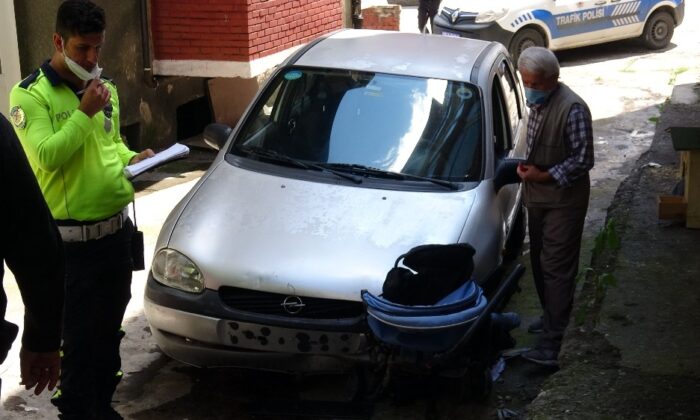 Otomobiliyle duvara çarpan hamile kadın yaralandı