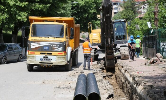 Şebeke sularında virüse karşı temizlik çalışmaları yapılıyor