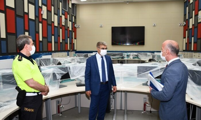 Vali Gürel, 112 Acil Çağrı Merkezi hizmet binasını inceledi