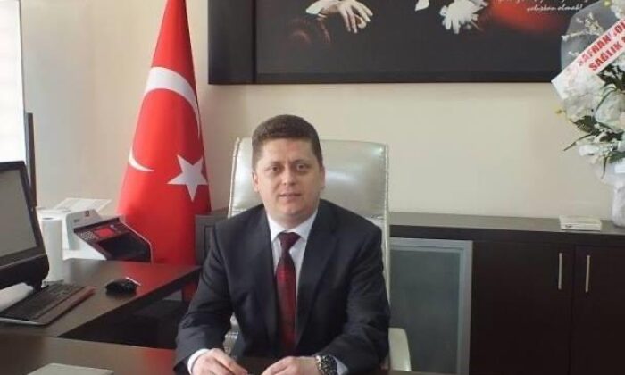 İl Sağlık Müdürü Ahmet Sarı’dan Dikkat Çeken Bayram Kutlaması