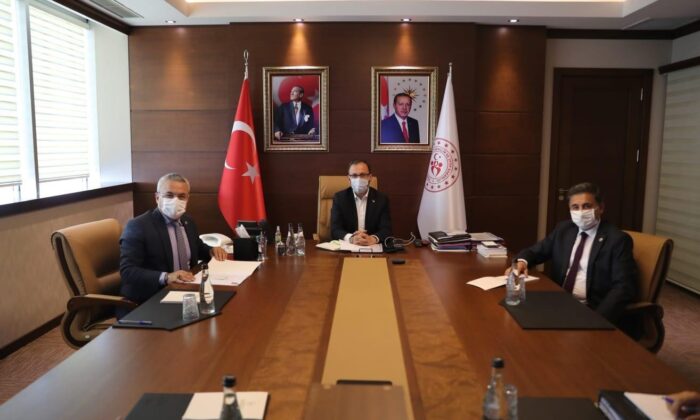 Ak Vekiller Çalışıyor Karabük’e Yatırım Geliyor