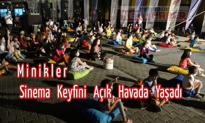 Köyde yaşayan çocuklar sinema keyfini açık havada yaşadı