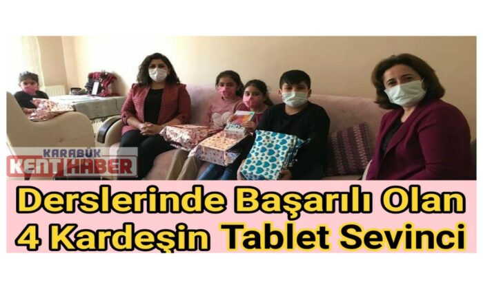 Derslerinde Başarılı Olan 4 Kardeşin Tablet Sevinci